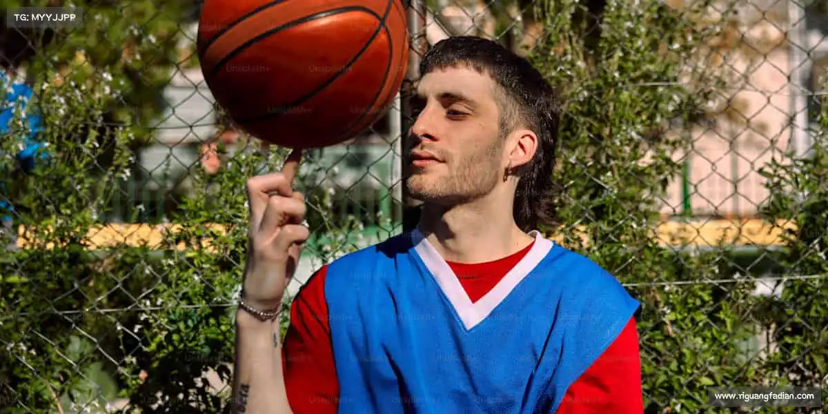 米兰无论是球场还是人生，都要全力 “冲刺”🏃♀️